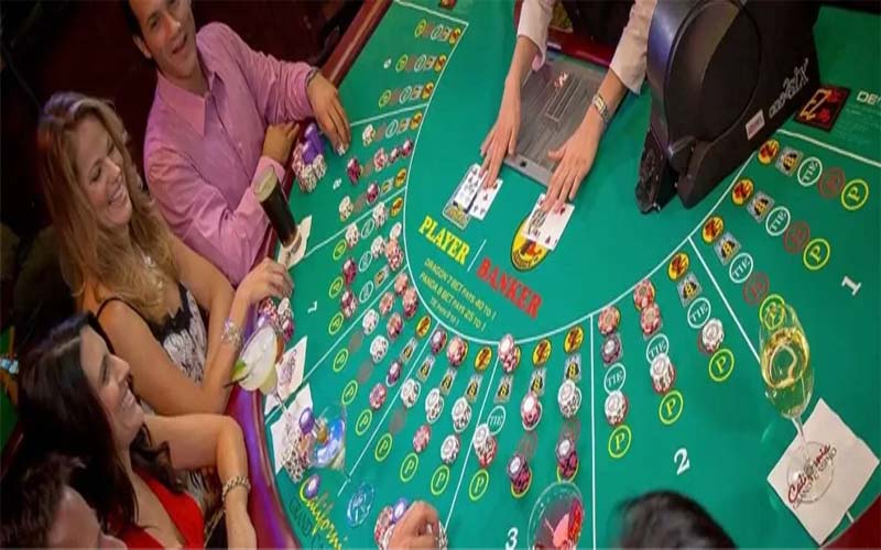 Hướng dẫn cách chơi baccarat cơ bản